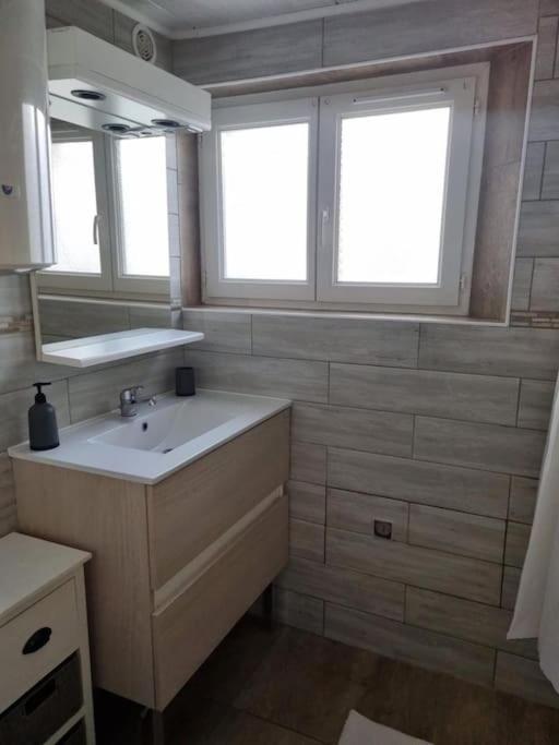 Cosy Proche Evian Apartment *